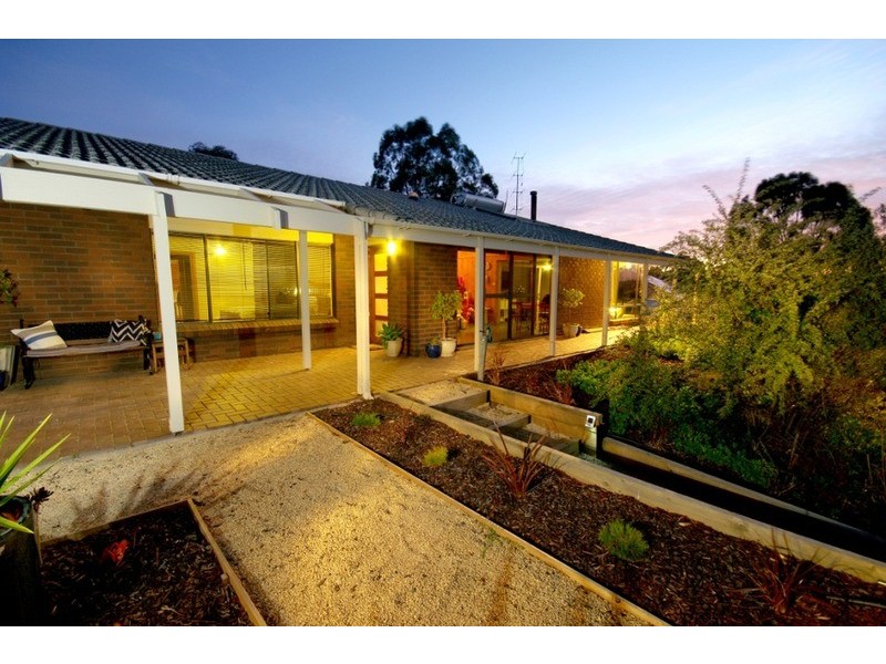 195 Avoca Dell Drive, Murray Bridge East SA 5253