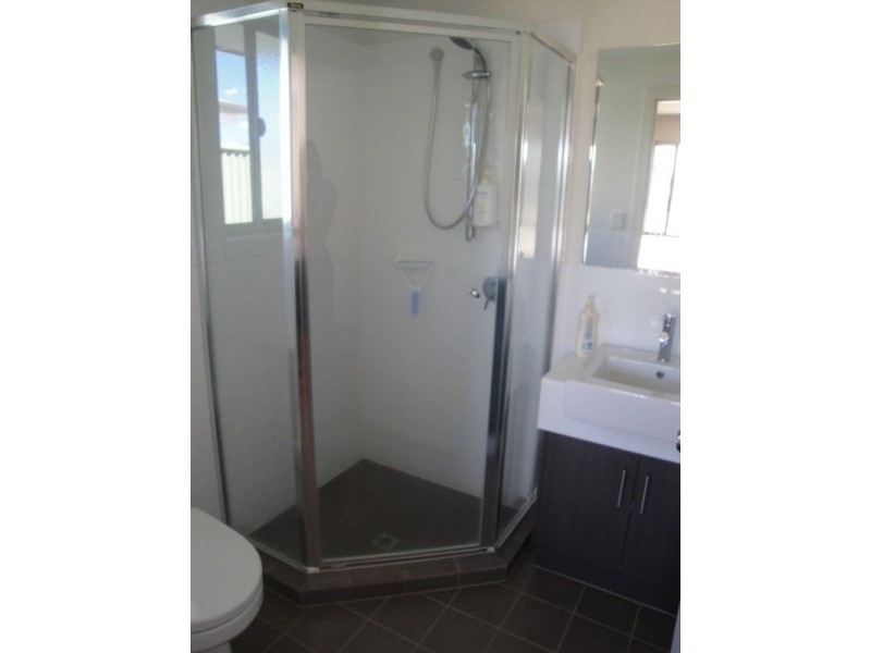 33 Pfitzner Close, Murray Bridge SA 5253