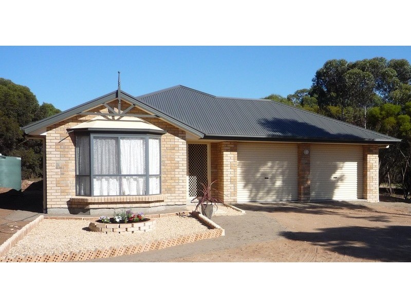 77 Tooma Drive, Murray Bridge East SA 5253