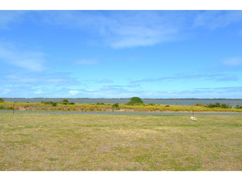 454 Seven Mile Road, Coorong SA 5264