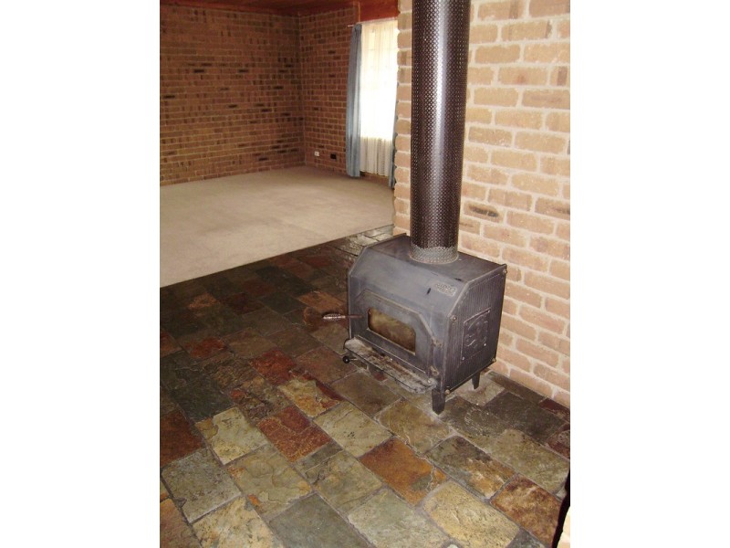 24 Raymond Road, Murray Bridge East SA 5253