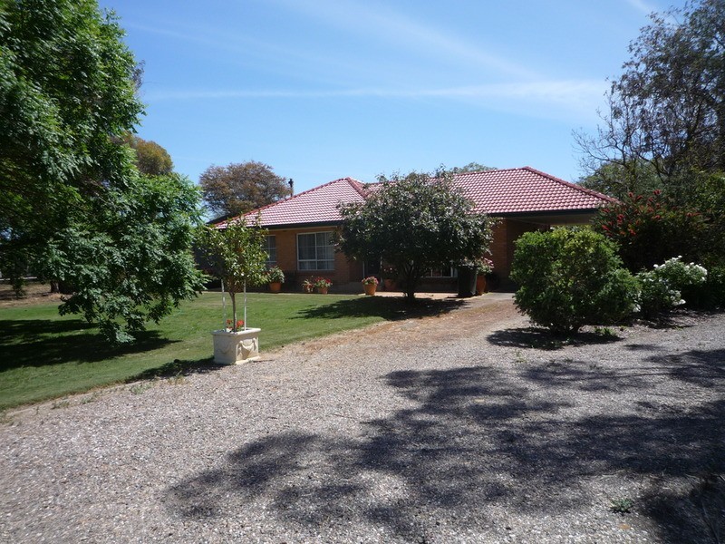 70 Old Swanport Road, Murray Bridge SA 5253