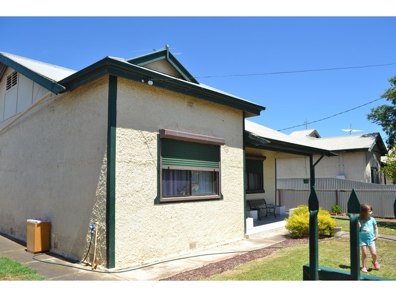18 Webb Street, Tailem Bend SA 5260