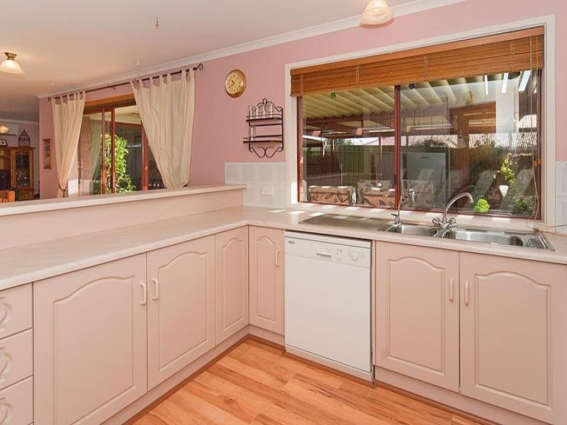 8 Lorikeet Road, Mount Barker SA 5251