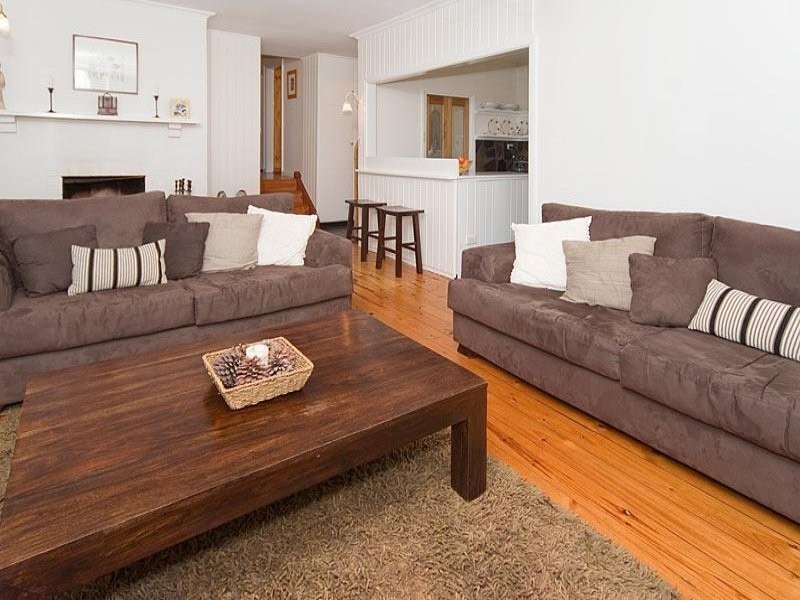 14 Backhouse Avenue, Crafers SA 5152