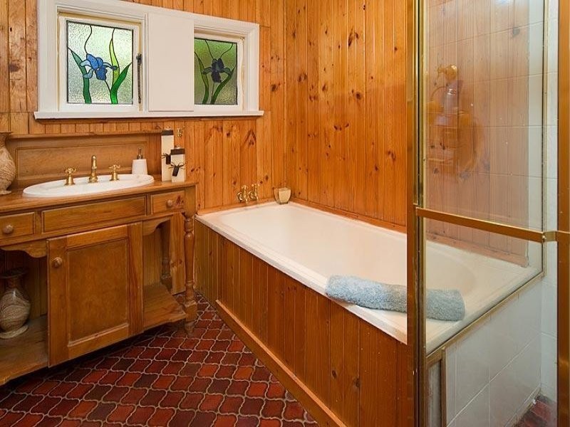 14 Backhouse Avenue, Crafers SA 5152