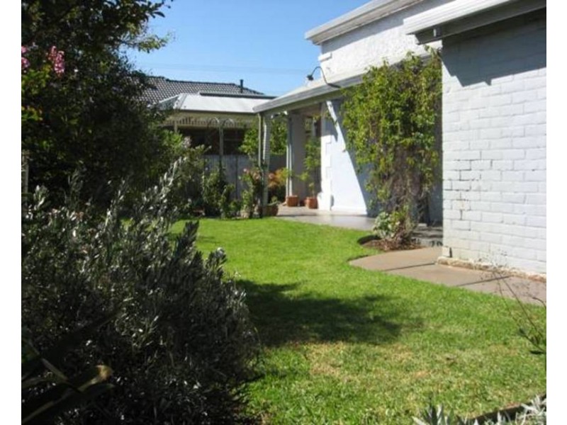 2A Samson Avenue, Westbourne Park SA 5041