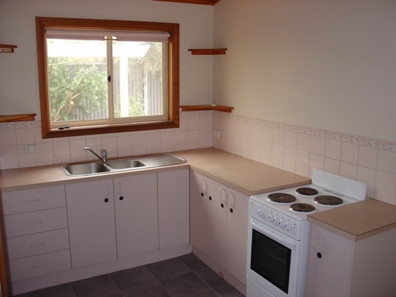 1/8 Edinborough Street, Nairne SA 5252