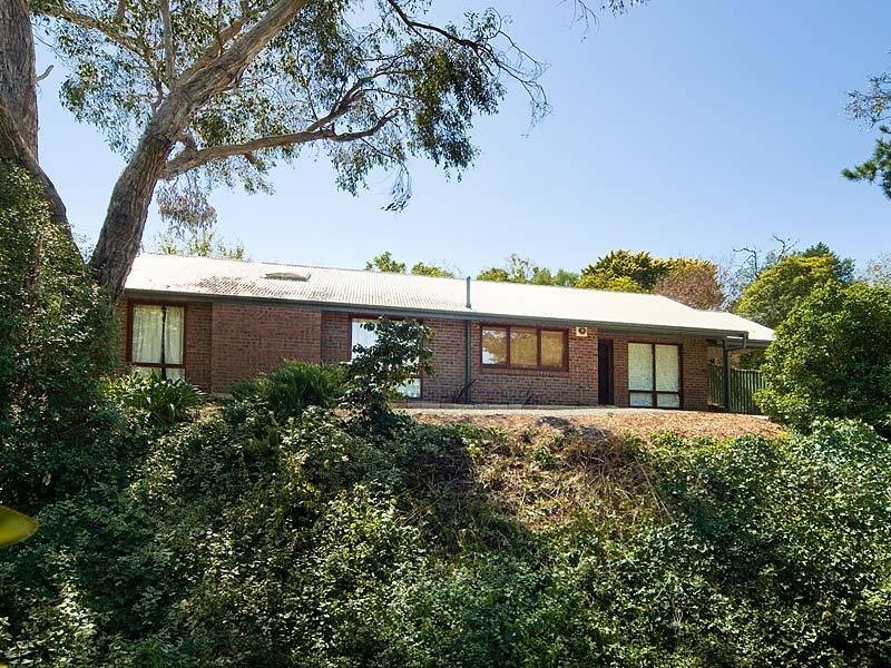 17 Leamington Street, Aldgate SA 5154