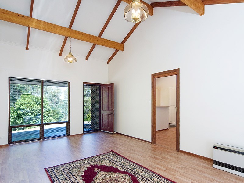 17 Leamington Street, Aldgate SA 5154