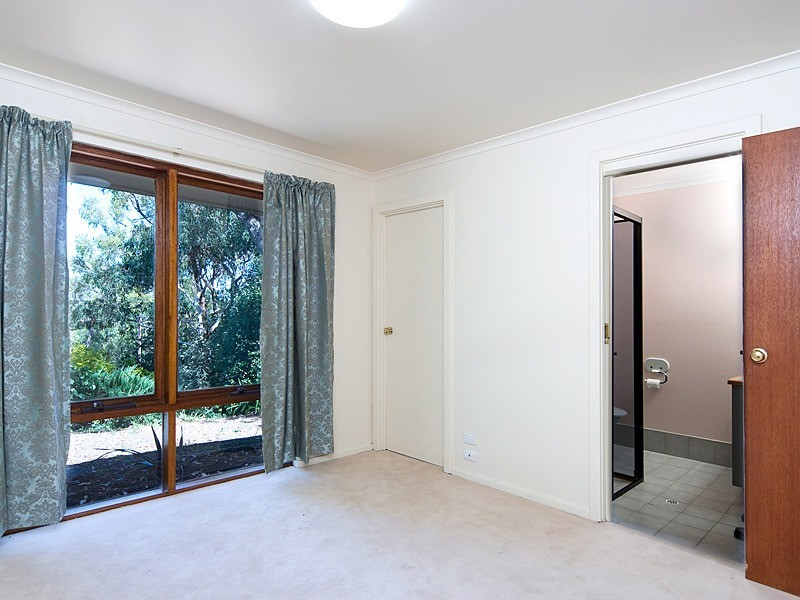 17 Leamington Street, Aldgate SA 5154