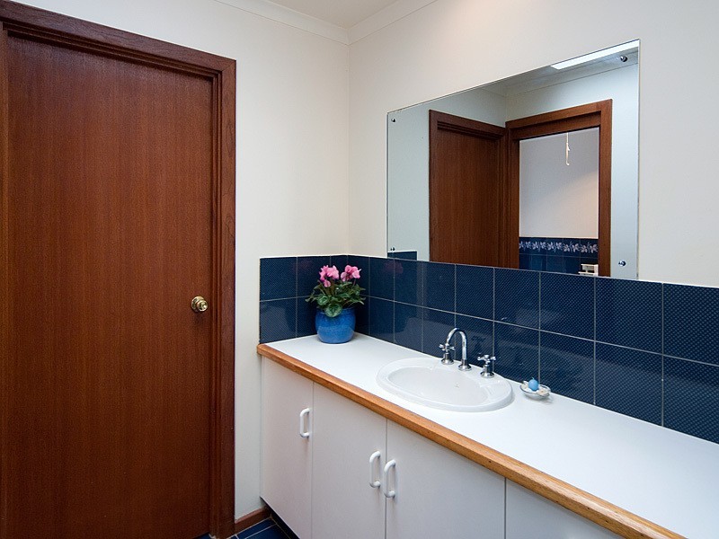 17 Leamington Street, Aldgate SA 5154