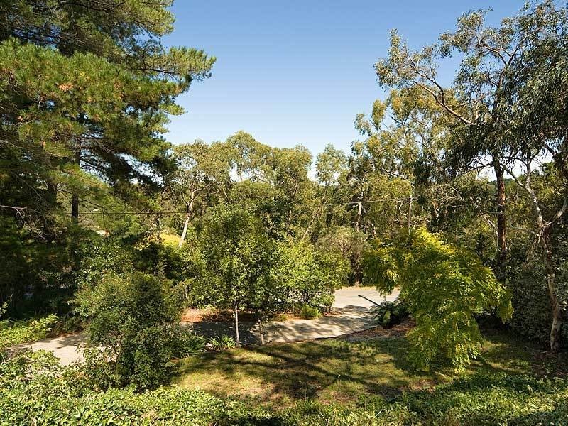 17 Leamington Street, Aldgate SA 5154