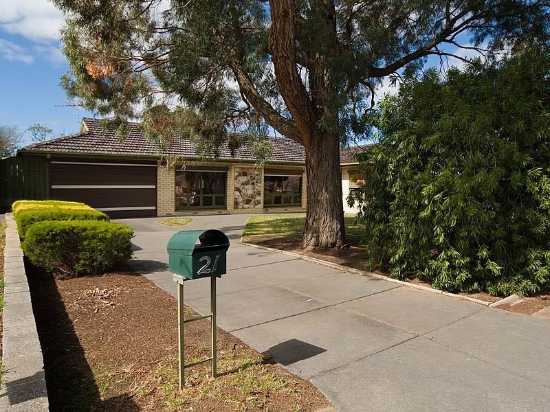 21 Adam Avenue, Bellevue Heights SA 5050