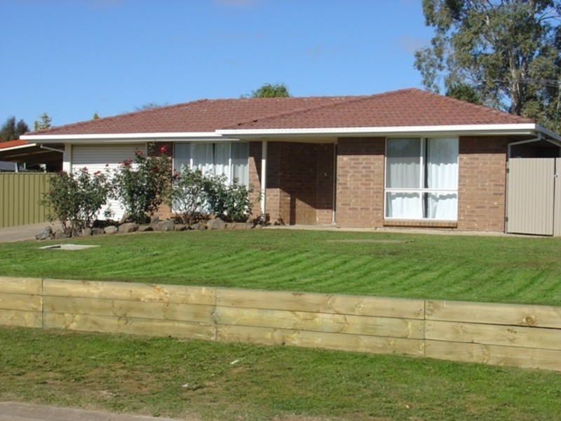 97 Hurling Drive, Mount Barker SA 5251