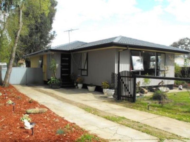 4 Whittaker Street, Mount Barker SA 5251