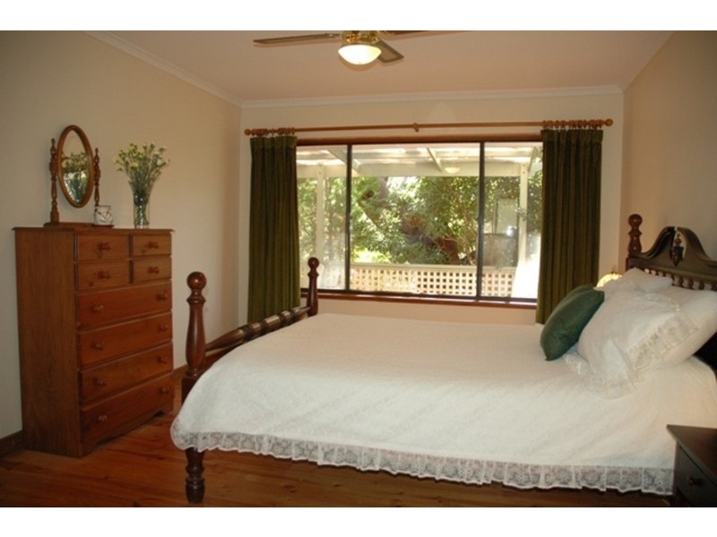 8 Somerset Road, Aldgate SA 5154