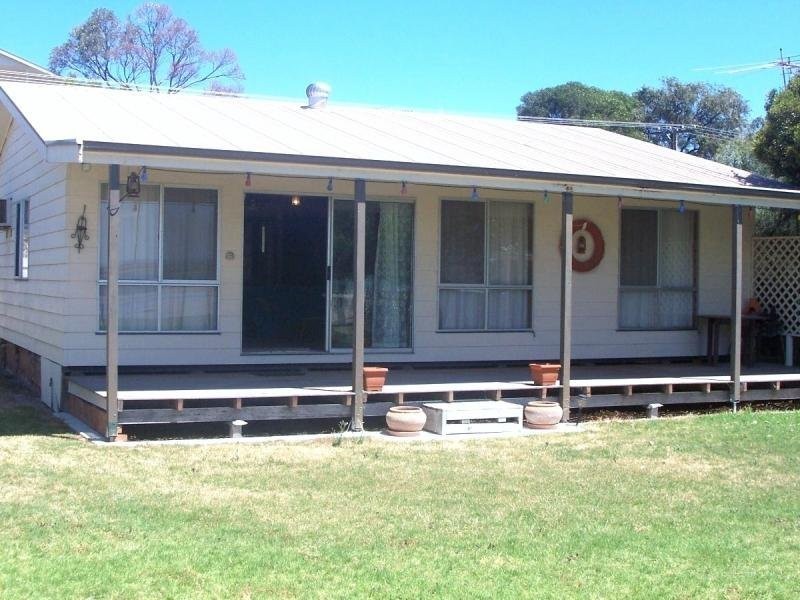 24 Edison Street, Hindmarsh Island SA 5214