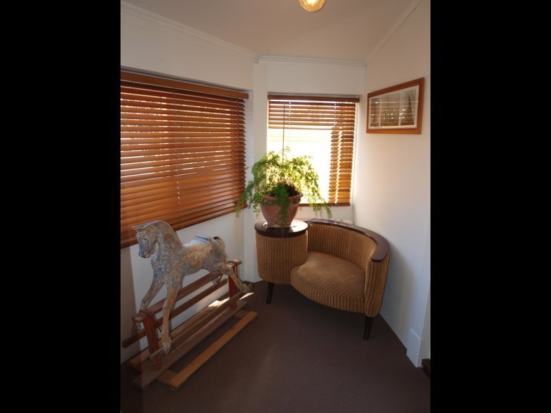 2 Young Street, Port Elliot SA 5212
