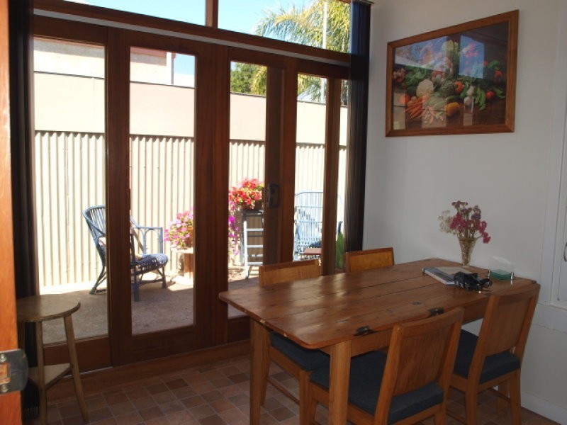 2 Young Street, Port Elliot SA 5212