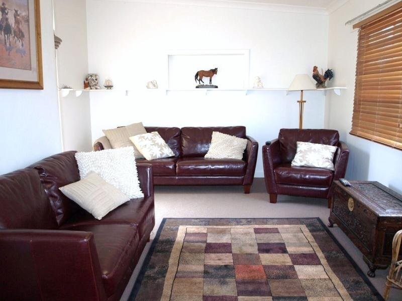 2 Young Street, Port Elliot SA 5212