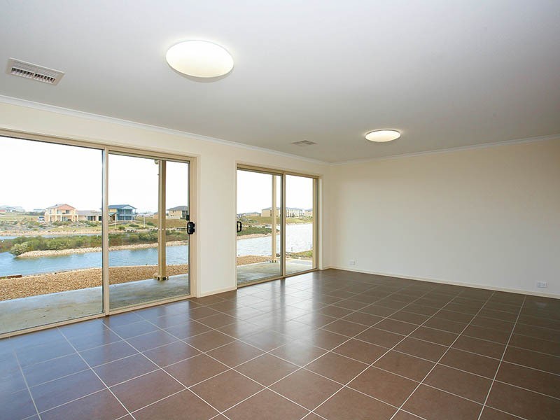 25 Blanche Parade, Hindmarsh Island SA 5214