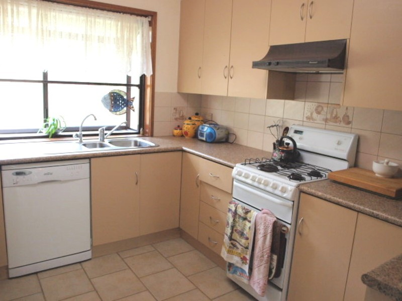 16 Channon Street, Port Elliot SA 5212