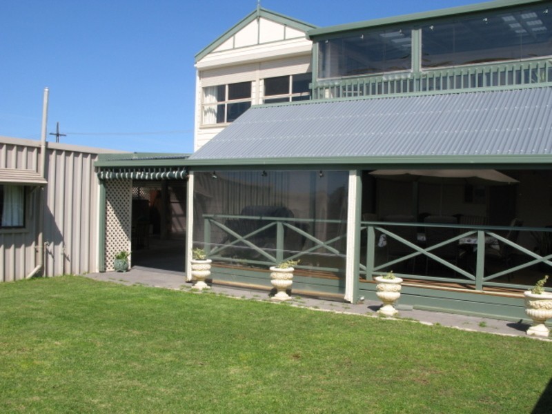 42 Newell Avenue, Middleton SA 5213