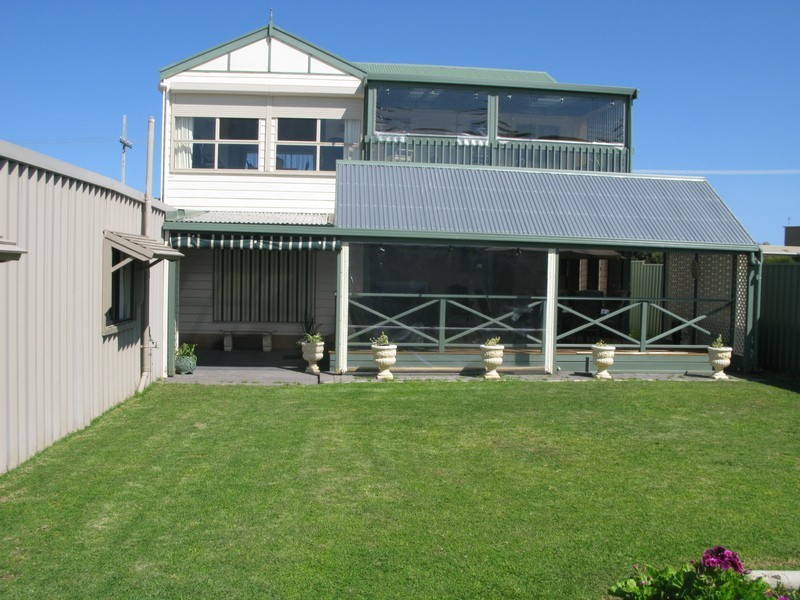 42 Newell Avenue, Middleton SA 5213