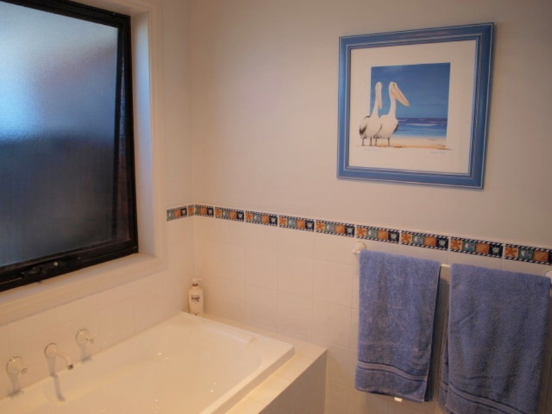 56 Britannia Parade, Hindmarsh Island SA 5214