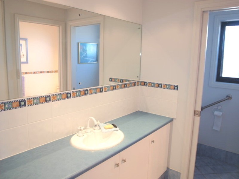 56 Britannia Parade, Hindmarsh Island SA 5214