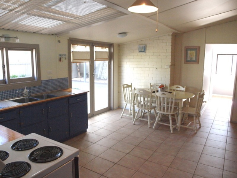 1 Baronet Street, Goolwa SA 5214