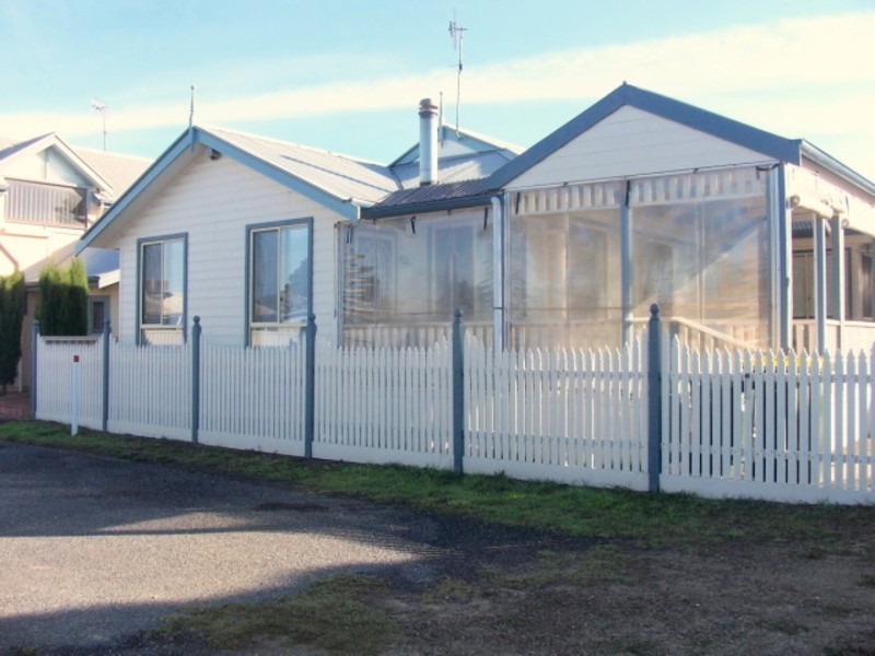 2 Augusta Street, Goolwa SA 5214