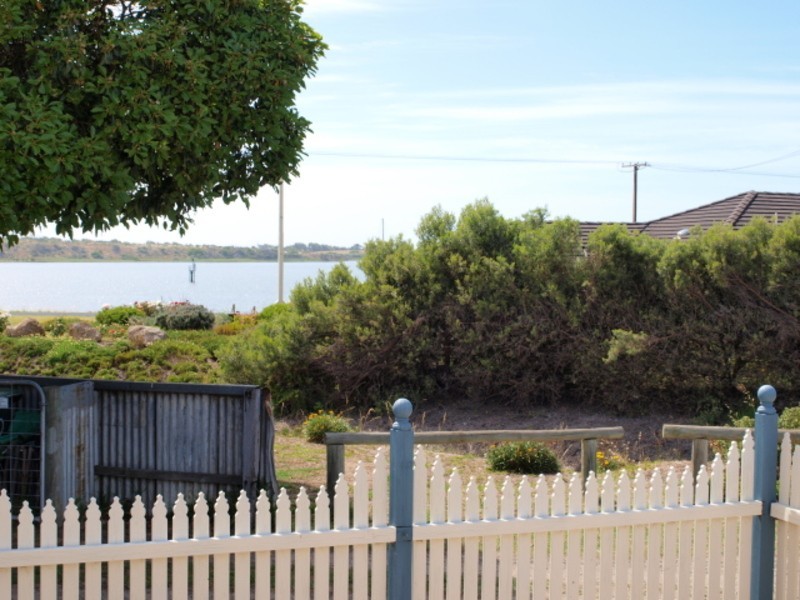 2 Augusta Street, Goolwa SA 5214