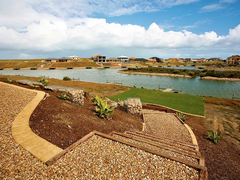 25 Blanche Parade, Hindmarsh Island SA 5214