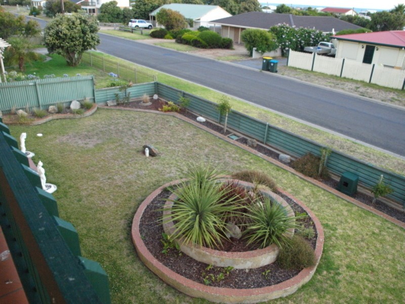 64 Padman Crescent, Middleton SA 5213