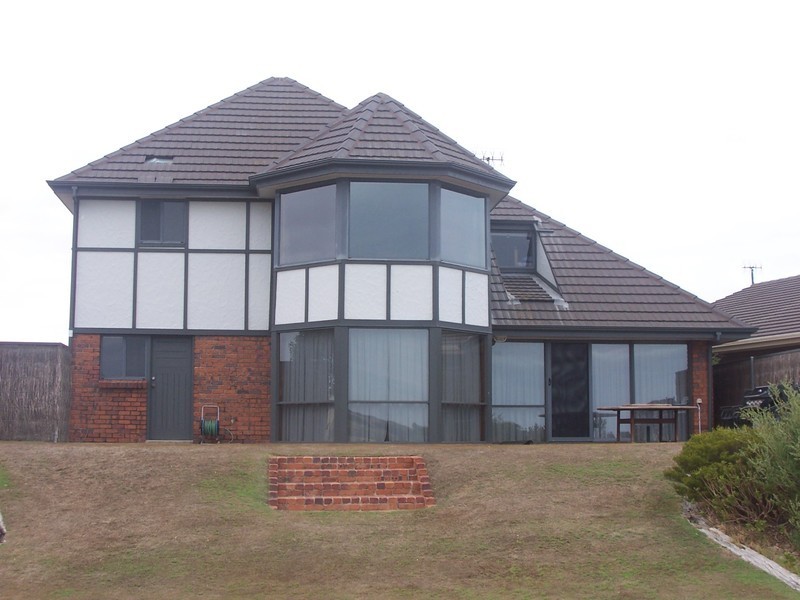 55 Prince Alfred Parade, Hindmarsh Island SA 5214