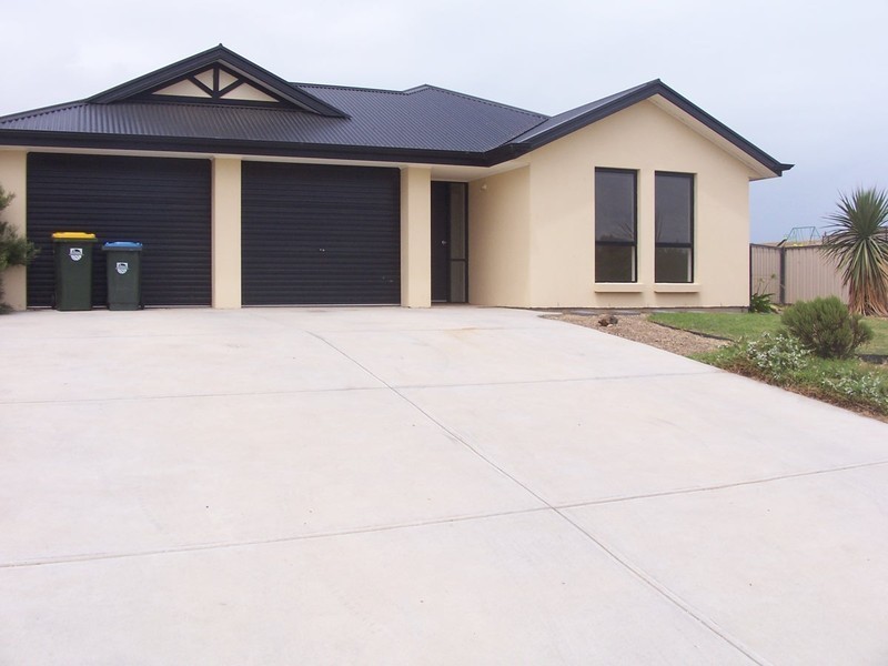 120 Excelsior Parade, Hindmarsh Island SA 5214