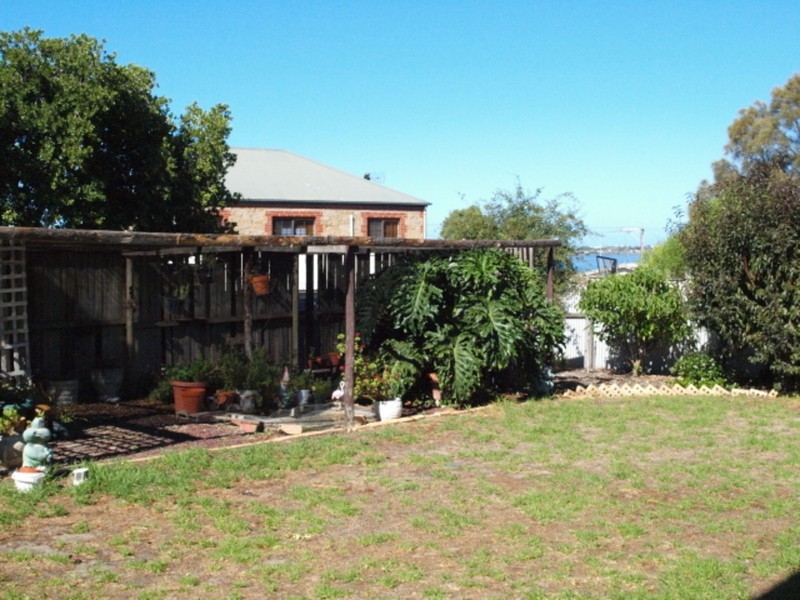 1 Murray Street, Goolwa North SA 5214