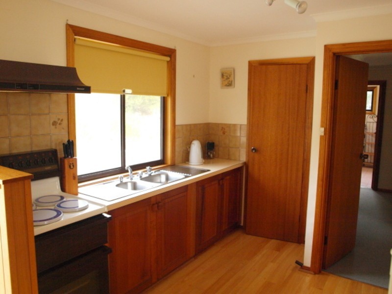 3 Edison Street, Hindmarsh Island SA 5214