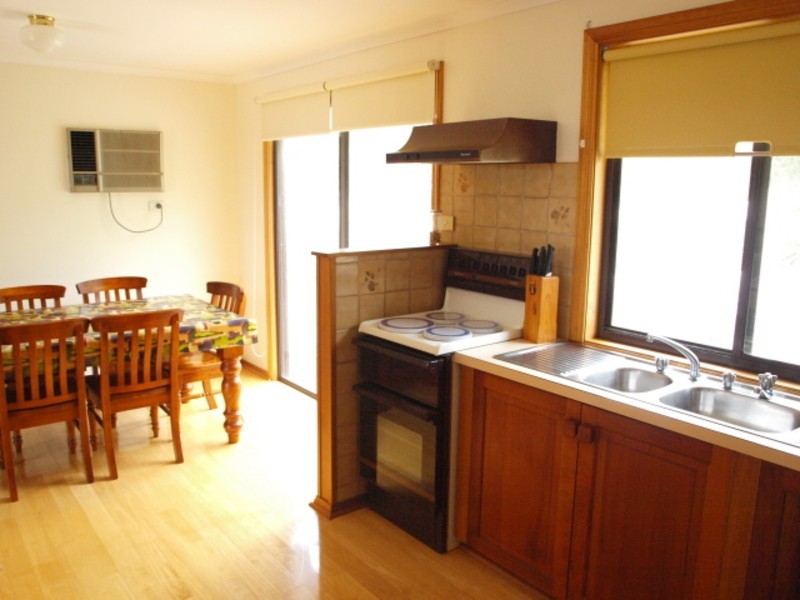 3 Edison Street, Hindmarsh Island SA 5214