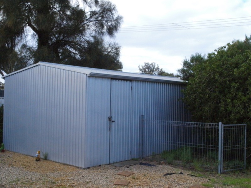 8  Cave Street, Goolwa SA 5214