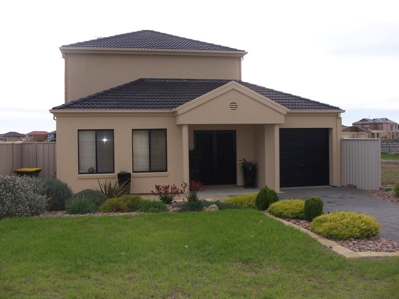 151 Excelsior Parade, Hindmarsh Island SA 5214