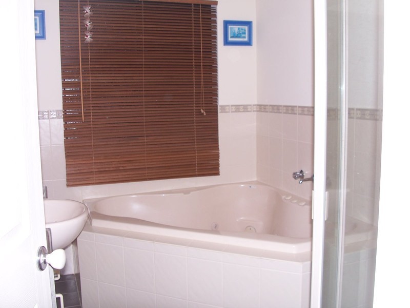 151 Excelsior Parade, Hindmarsh Island SA 5214