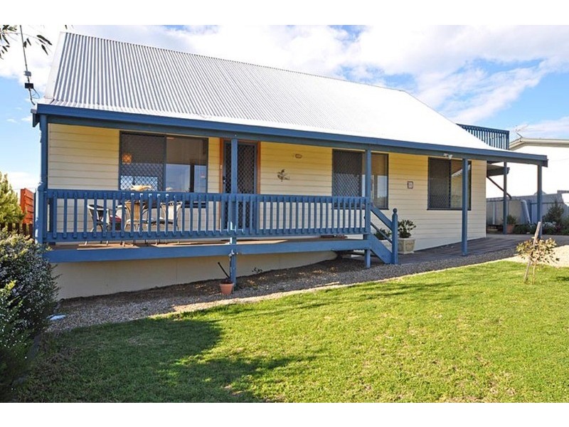 16  Frayne Street, Goolwa Beach SA 5214