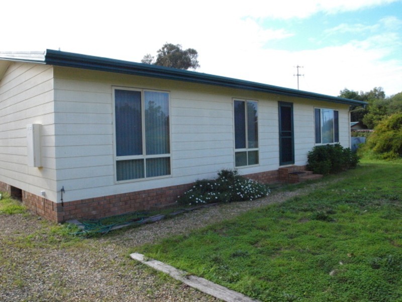 8 Cave Street, Goolwa SA 5214