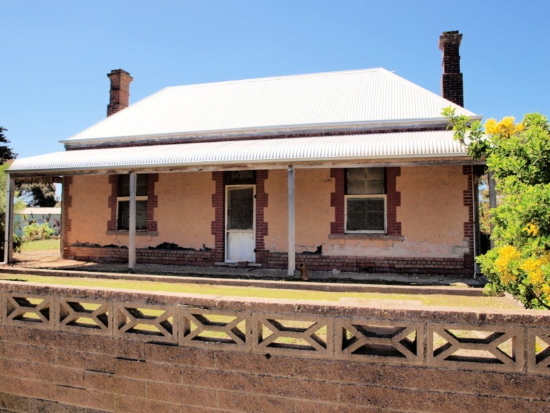 16  Chrystal Street, Goolwa SA 5214
