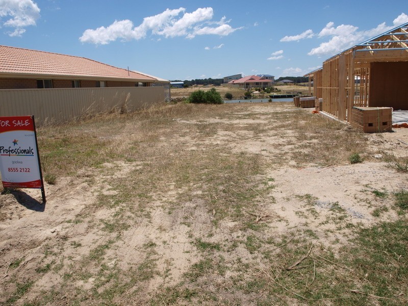 163 Wentworth Parade, Hindmarsh Island SA 5214