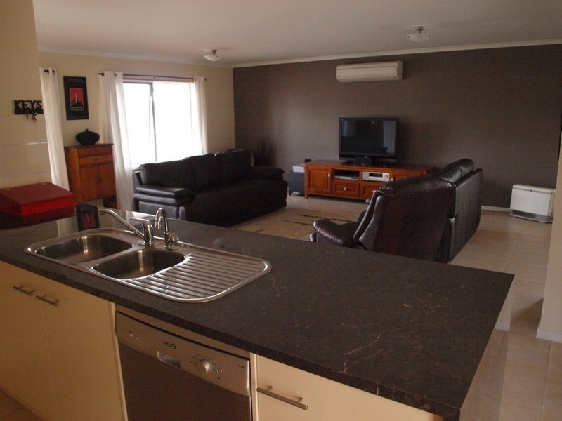 9B  Osborne Street, Goolwa North SA 5214