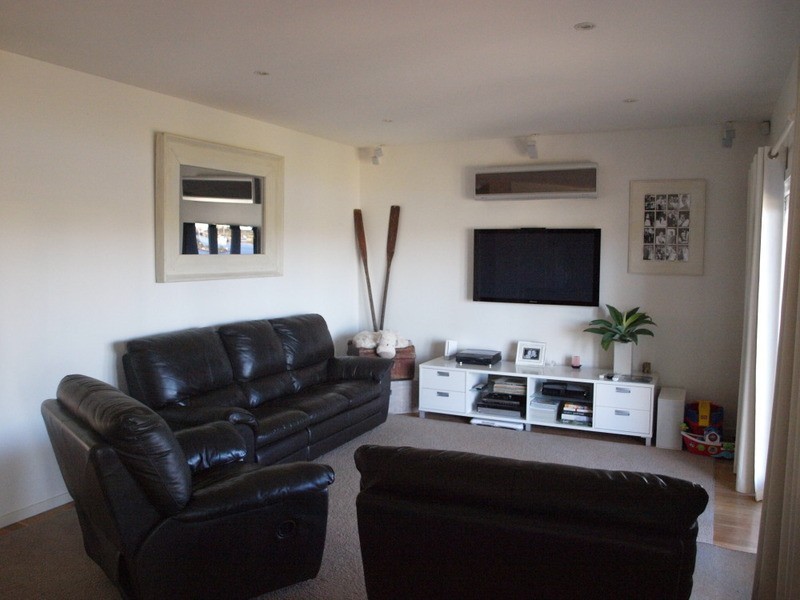 8 Arcadia Avenue, Hindmarsh Island SA 5214